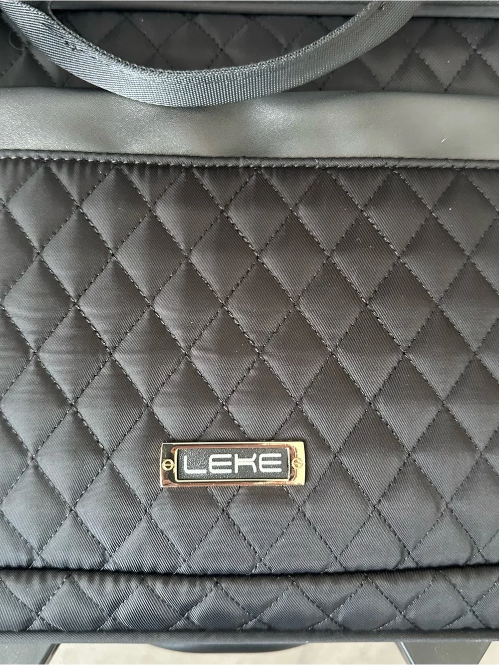 Quilted Black Laptop Travel Bag Gold Zippers Expandable Handle w/ Wheels Leke